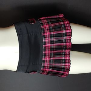 Candie's Size 1 Red & Black Pleated Plaid Tartan Mini Skirt